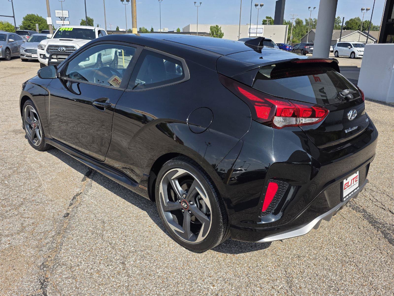 Used 2020 Hyundai Veloster Turbo FWD image 8