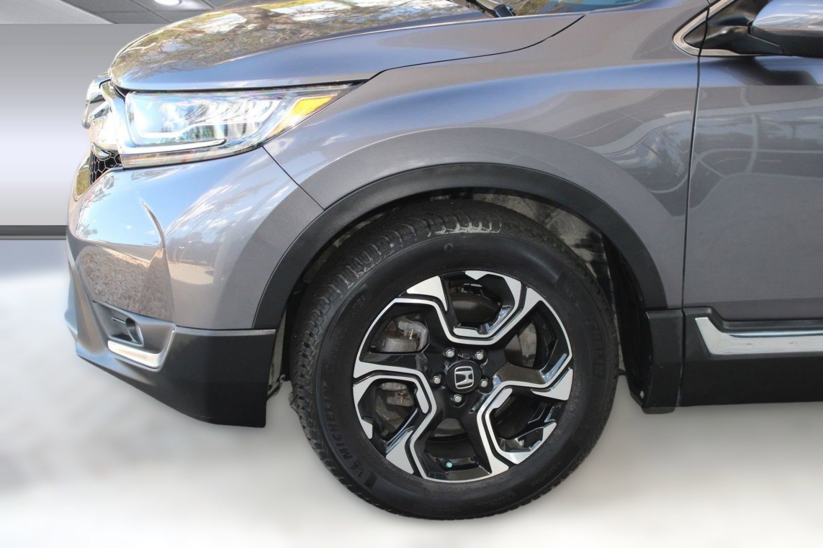 Used 2017 Honda CR-V Touring image 19