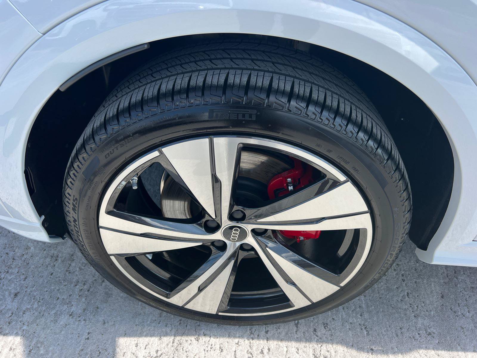 Certified 2025 Audi SQ5 Premium Plus AWD/4WD image 11