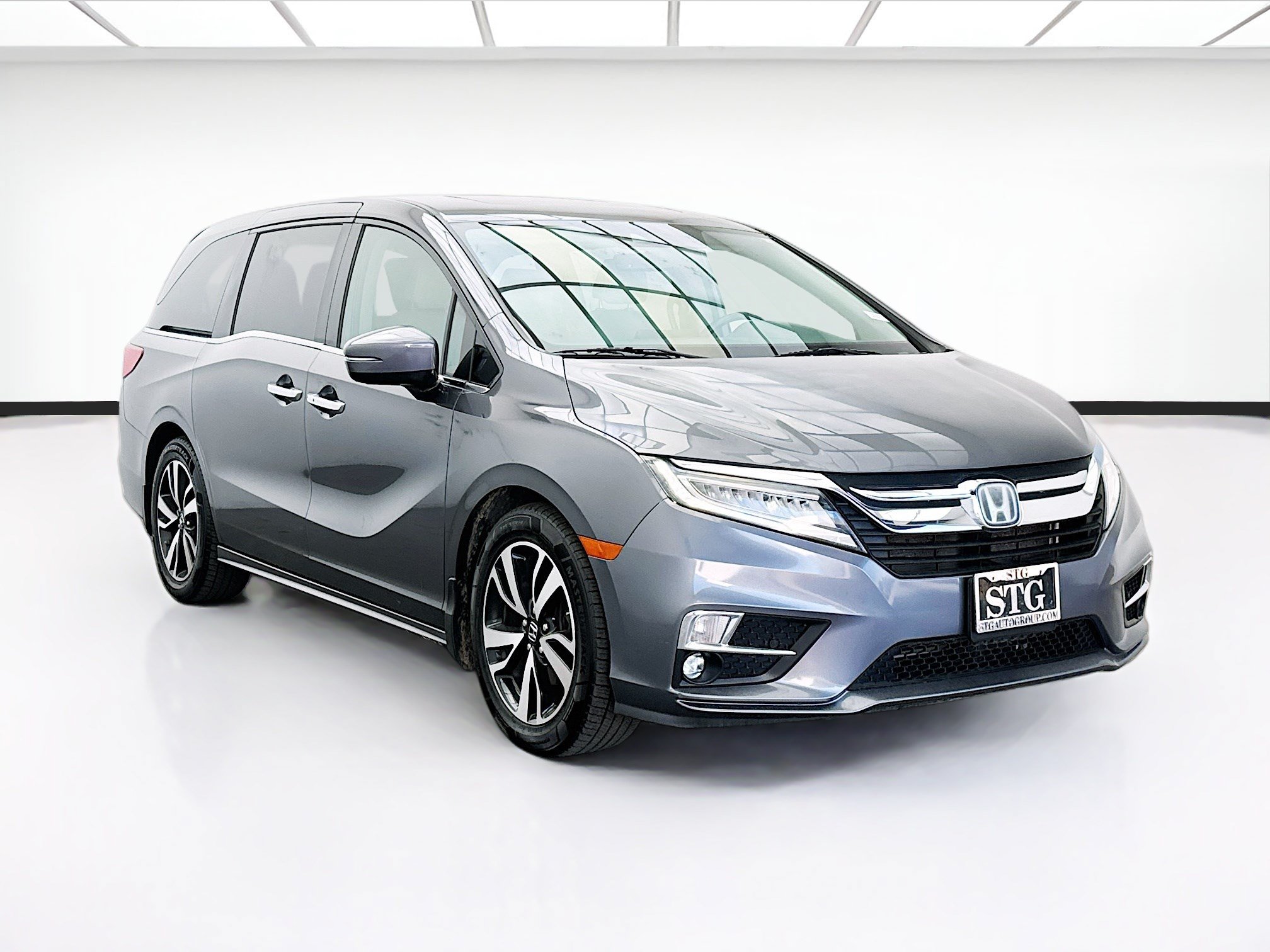 Used 2019 Honda Odyssey Elite image 3