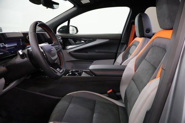 New 2026 Chevrolet Blazer EV SS w/ LPO, Blackout Package image 12