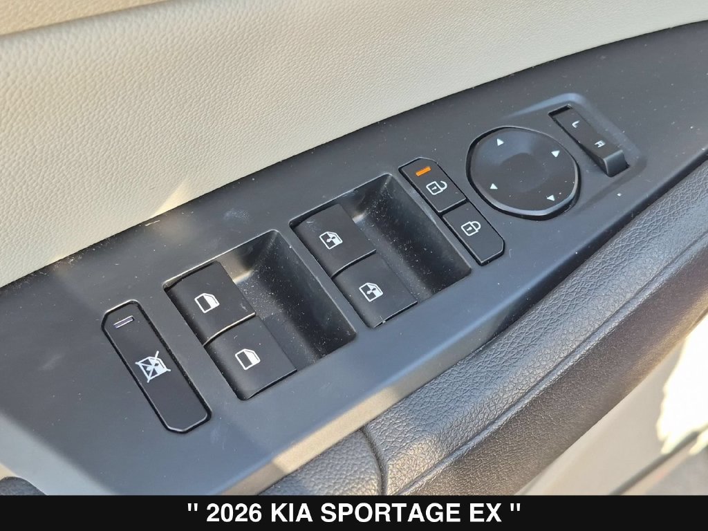 Used 2026 Kia Sportage EX w/ EX Panorama Roof Package FWD image 15