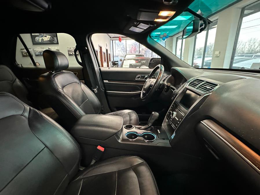 Used 2016 Ford Explorer Limited FWD image 39
