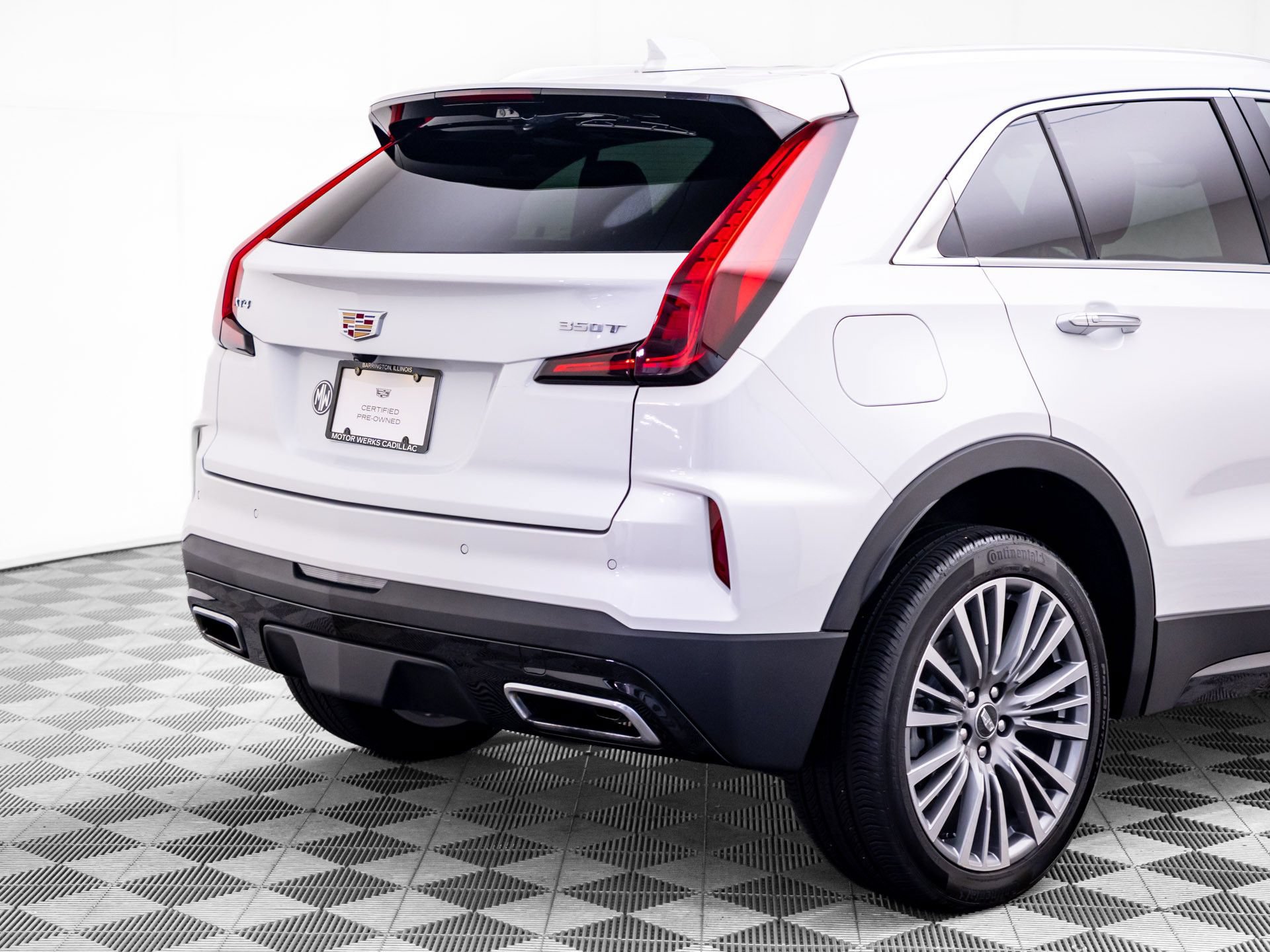 Certified 2024 Cadillac XT4 Premium Luxury w/ Technology Package FWD image 38