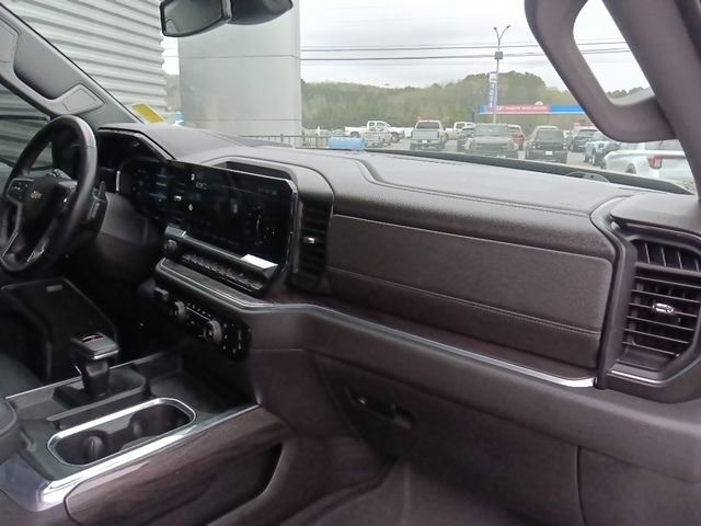 Used 2022 Chevrolet Silverado 1500 LTZ w/ LTZ Convenience Package II image 34