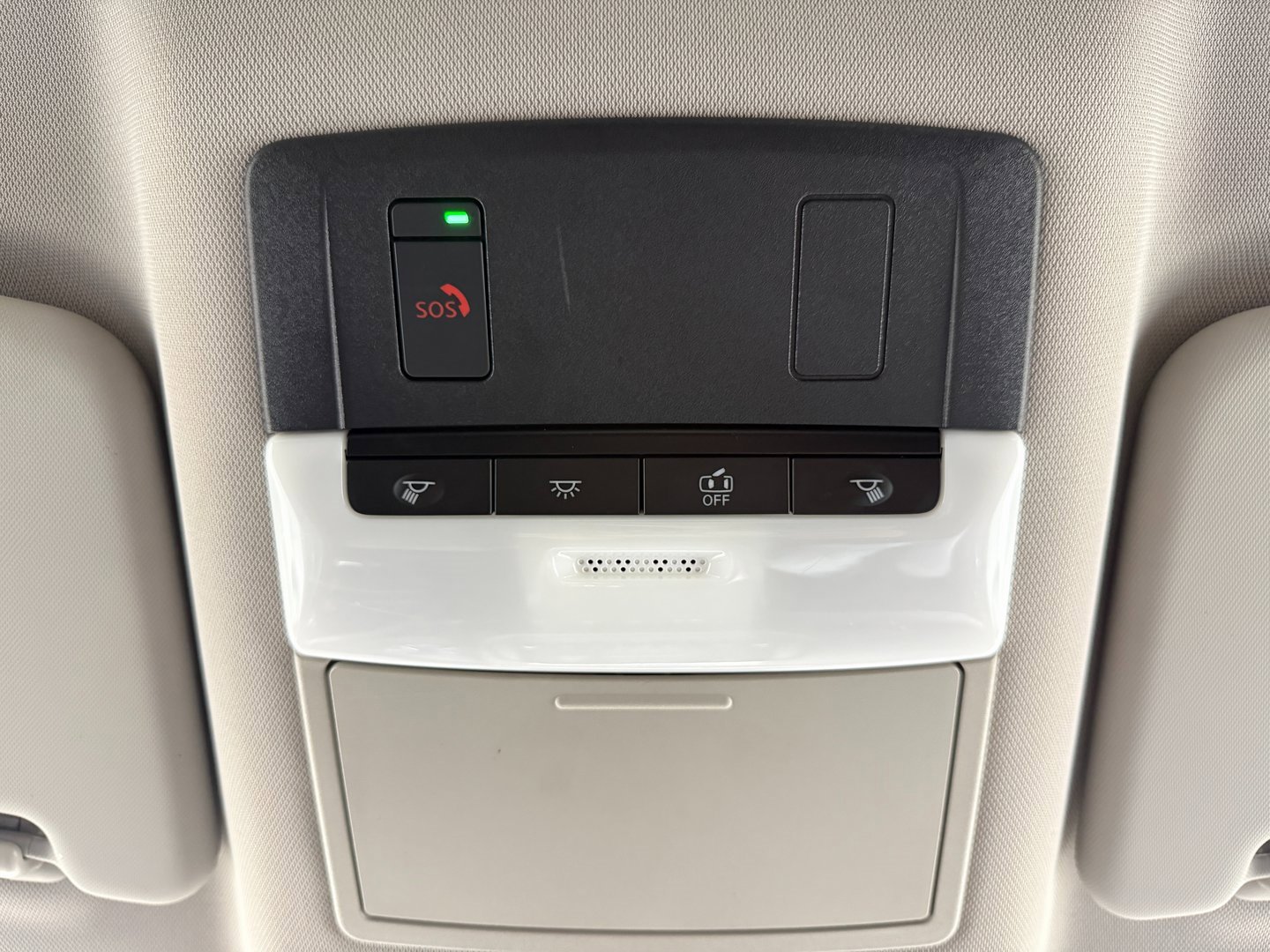 Used 2022 Nissan Rogue SV image 29