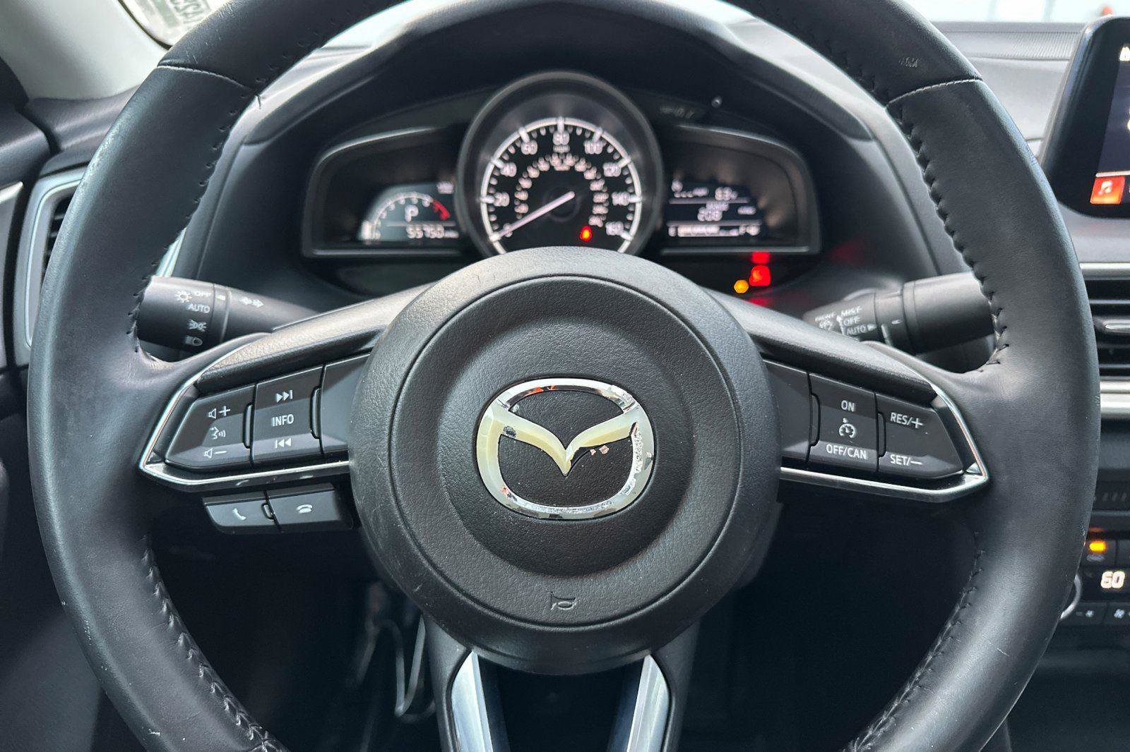 Used 2017 MAZDA MAZDA3 Touring w/ Popular Equipment Package image 22