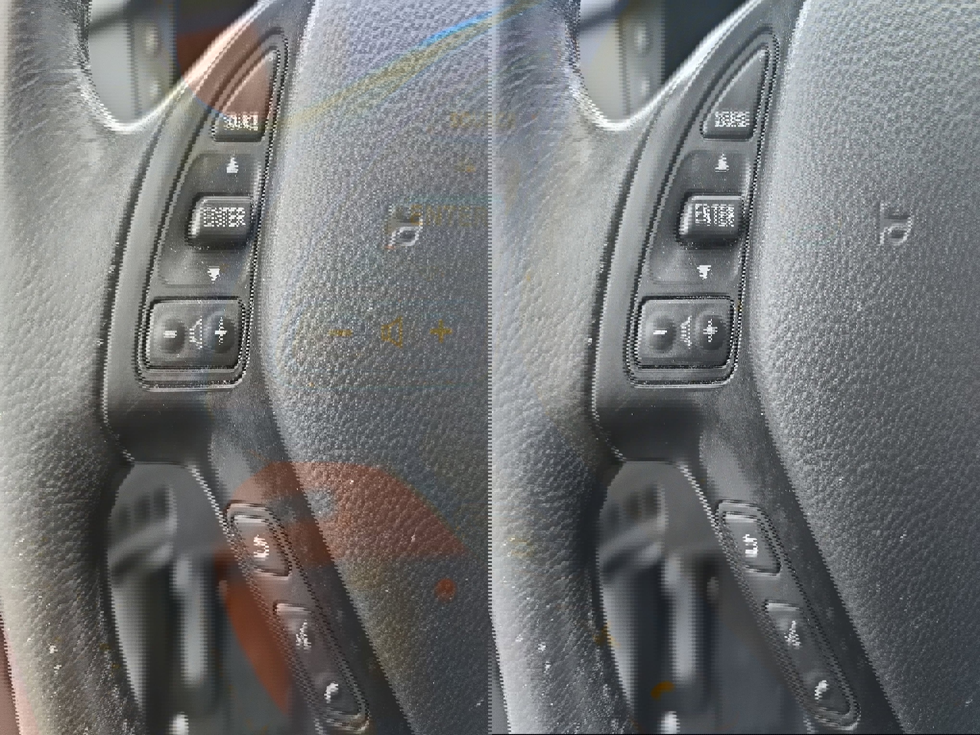 Used 2016 INFINITI QX50 2WD w/ Premium Plus Package image 16