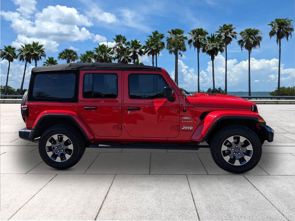 Used 2019 Jeep Wrangler Unlimited Sahara w/ Dual Top Group AWD/4WD image 6