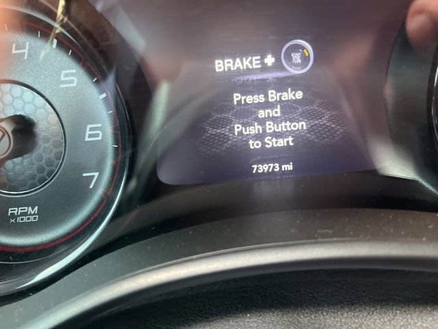 Used 2019 Dodge Charger SXT w/ Blacktop Package RWD image 10