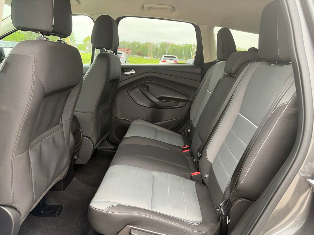 Used 2015 Ford Escape SE FWD image 26