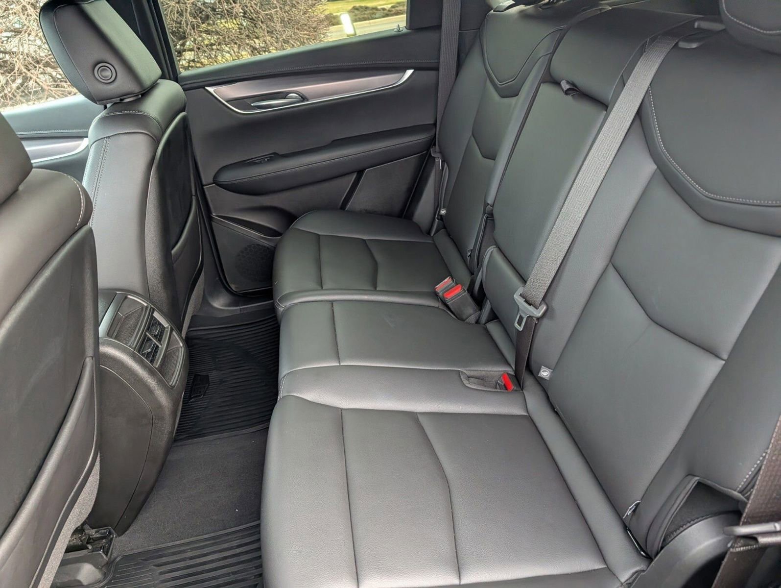 Used 2023 Cadillac XT5 Luxury image 25