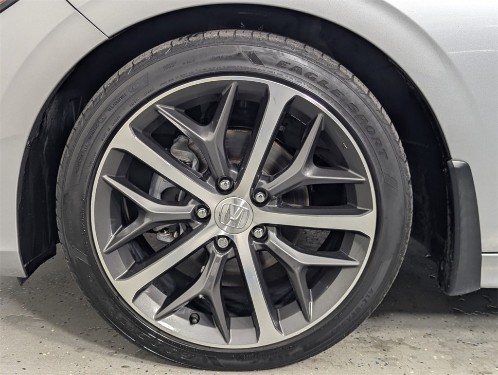Used 2023 Honda Civic Touring image 9