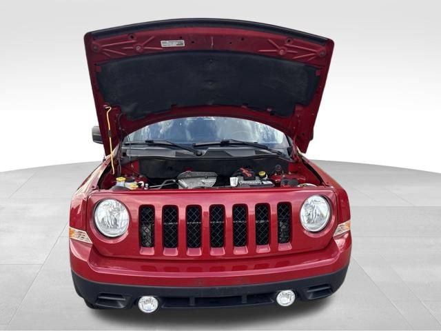 Used 2017 Jeep Patriot Sport w/ Power Value Group FWD image 30