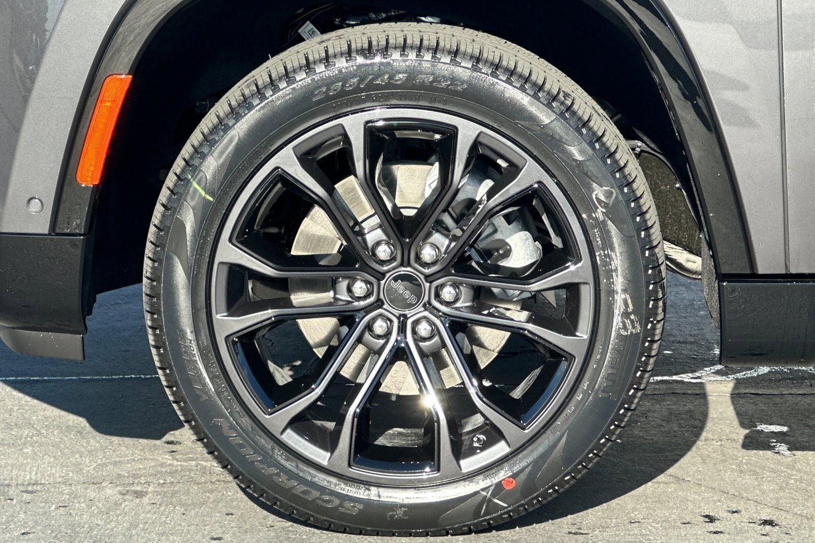 New 2026 Jeep Grand Wagoneer Summit image 30