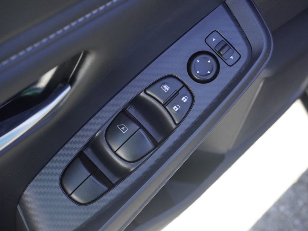 Certified 2025 Nissan Sentra SV image 9