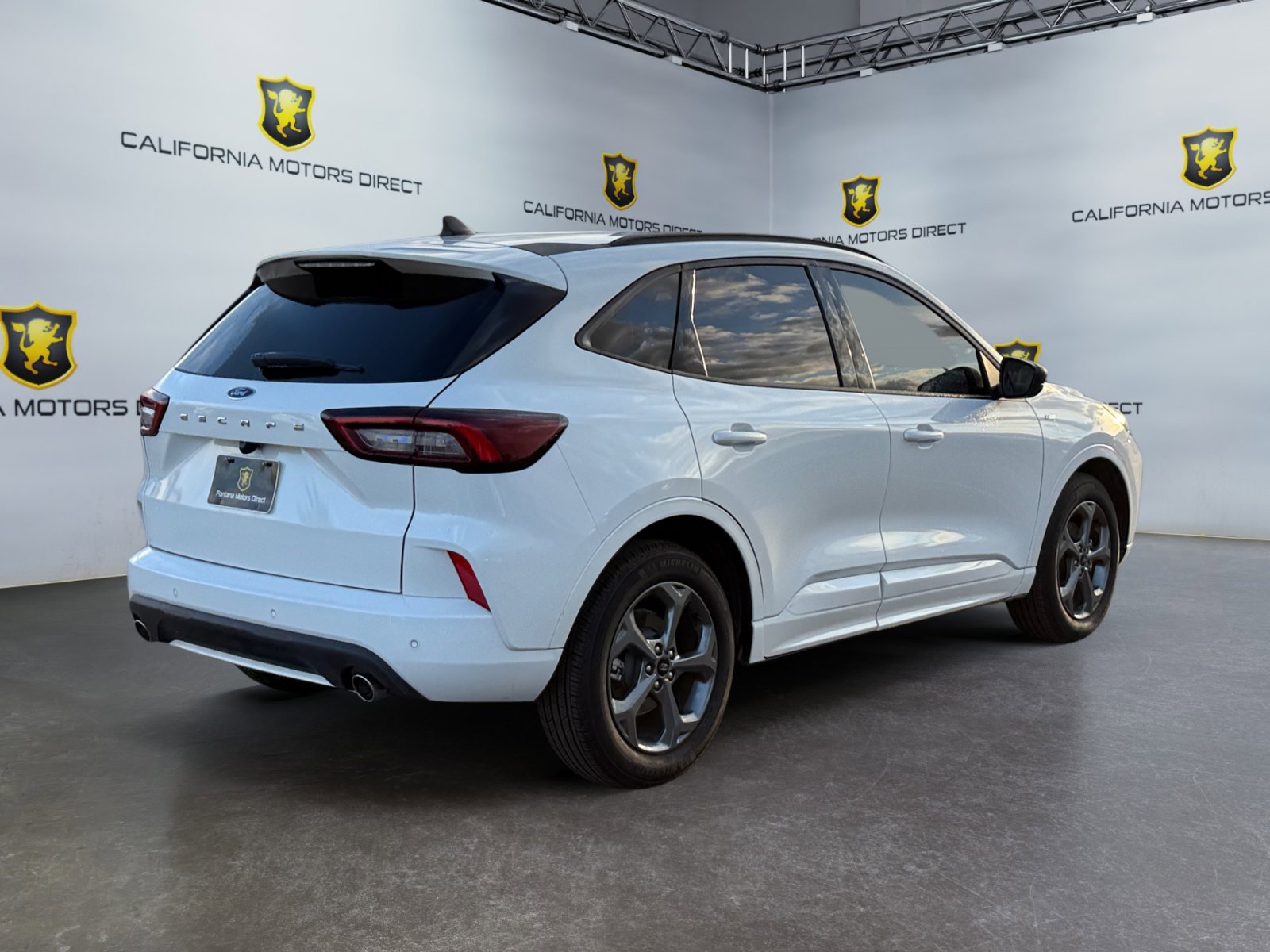 Used 2024 Ford Escape ST-Line w/ Tech Pack #1 image 5