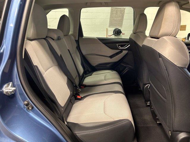 Used 2023 Subaru Forester Premium AWD/4WD image 17