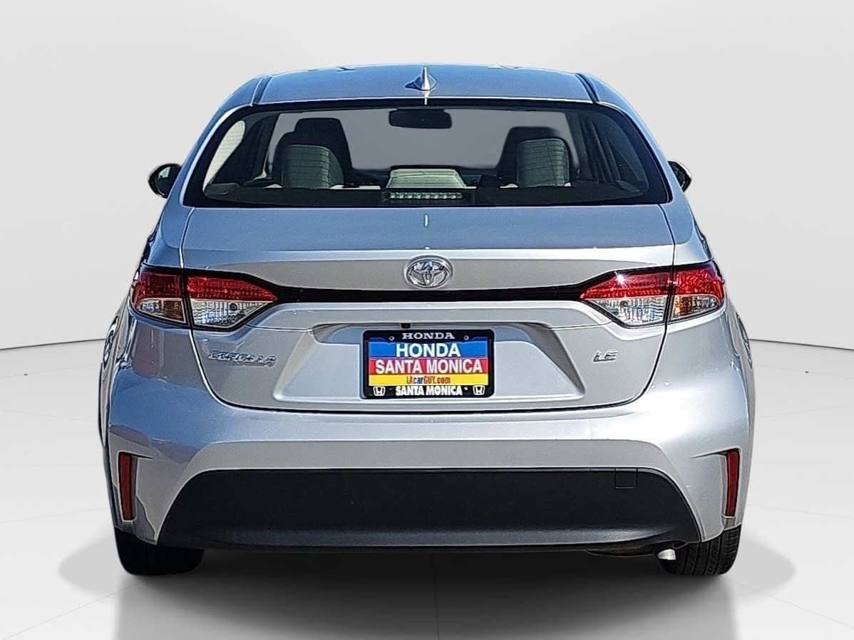 Used 2023 Toyota Corolla LE w/ Carpet Mat Package (TMS) FWD image 6