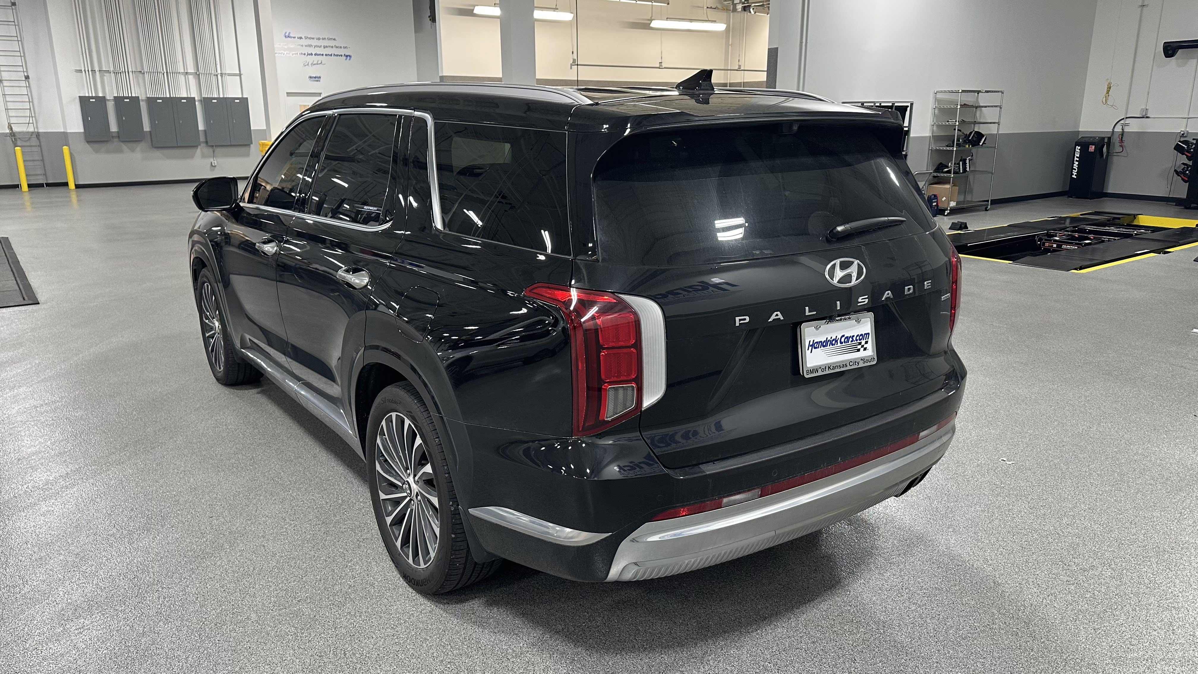 Used 2023 Hyundai Palisade Calligraphy AWD/4WD image 8