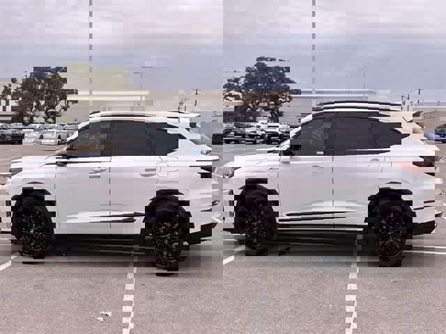 Used 2025 Acura MDX A-Spec image 3