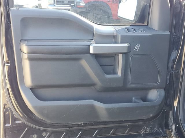 Used 2016 Ford F150 XLT w/ Equipment Group 302A Luxury AWD/4WD image 10
