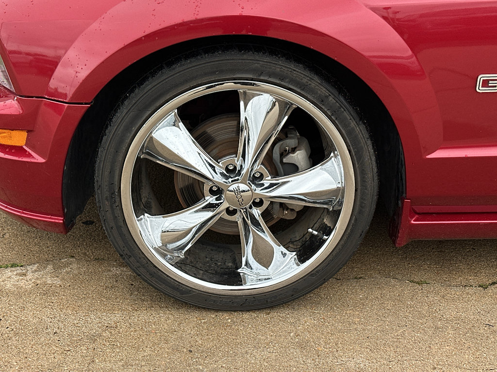 Used 2007 Ford Mustang GT RWD image 10