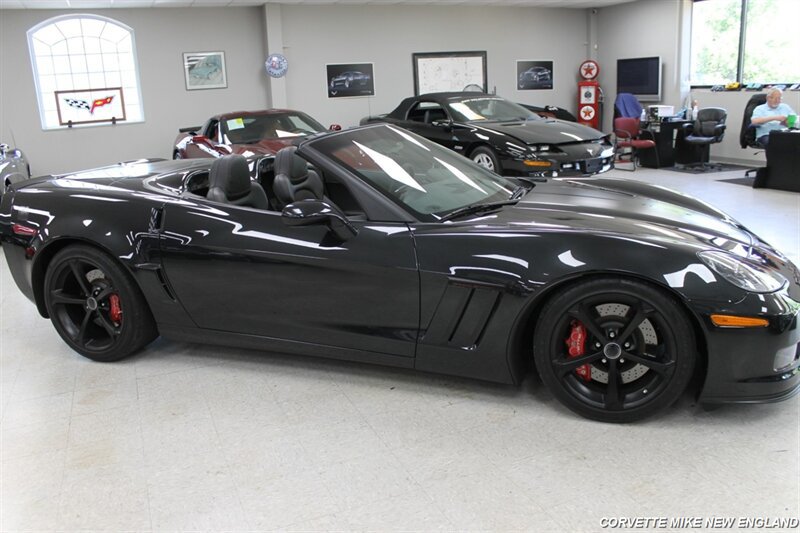 Used 2012 Chevrolet Corvette Grand Sport w/ 3LT Preferred Equipment Group RWD image 32