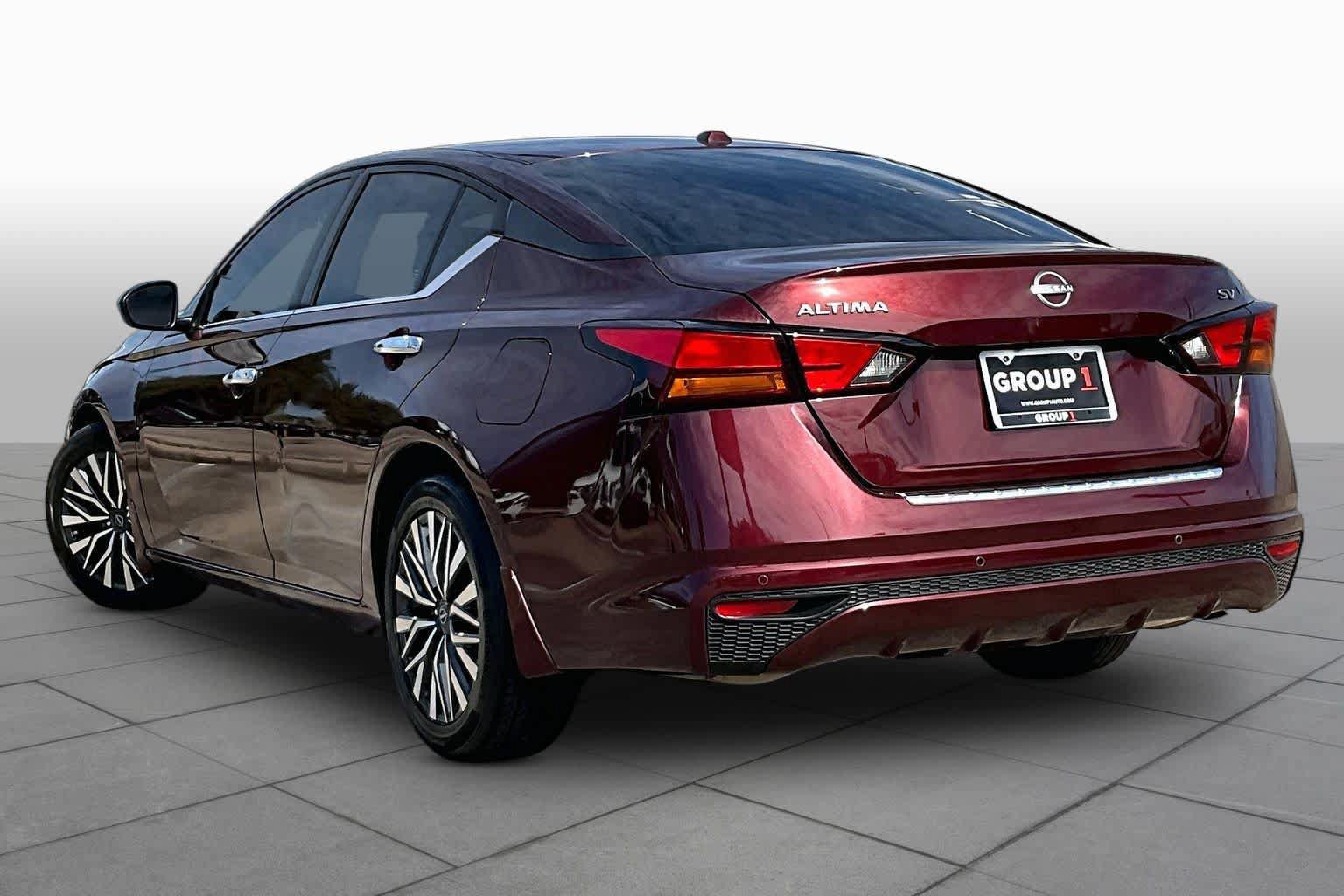 Certified 2023 Nissan Altima 2.5 SV FWD image 12