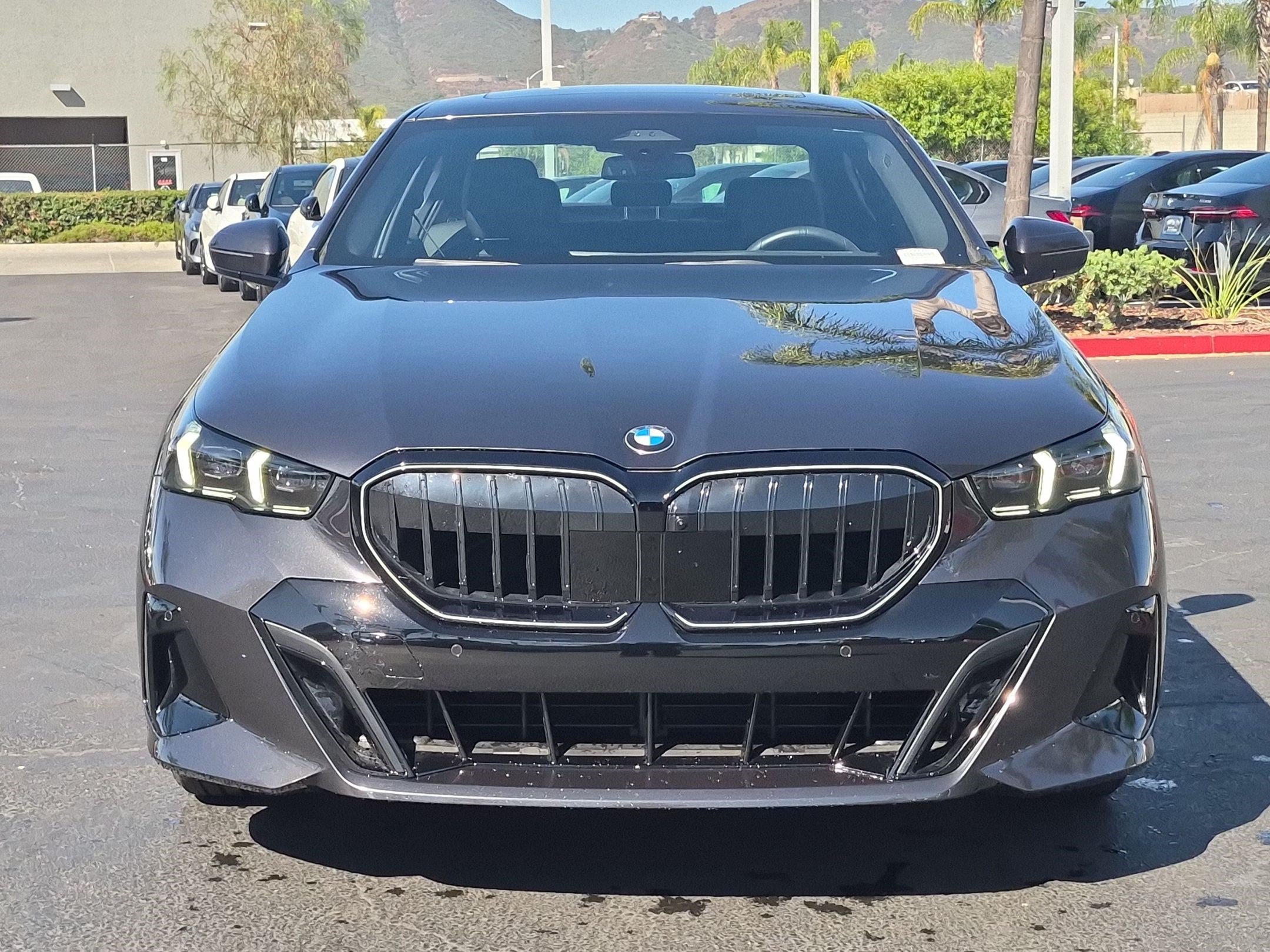 Used 2026 BMW 530i w/ M Sport Package RWD image 3