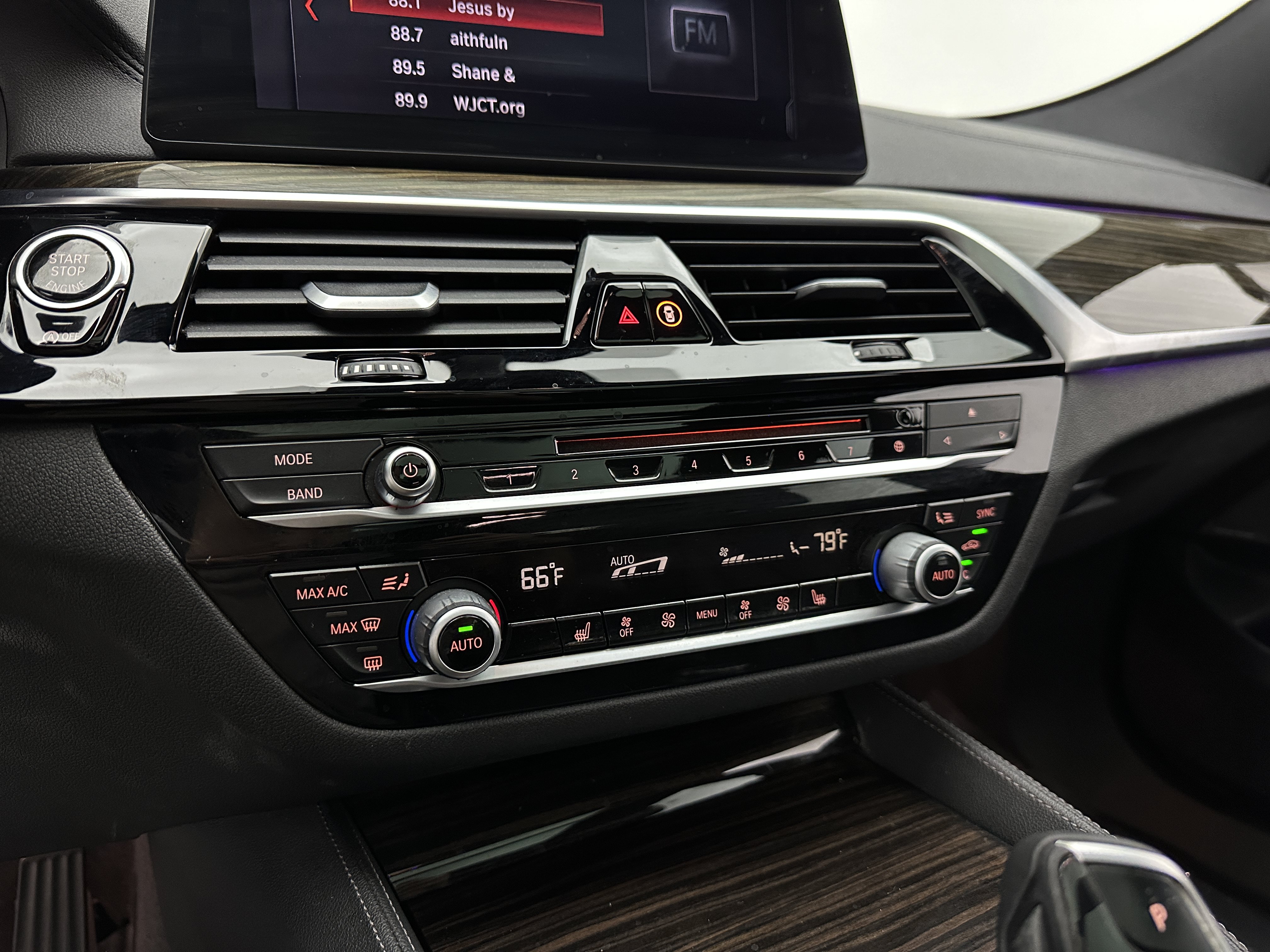 Used 2018 BMW 640i Gran Turismo xDrive AWD/4WD image 23