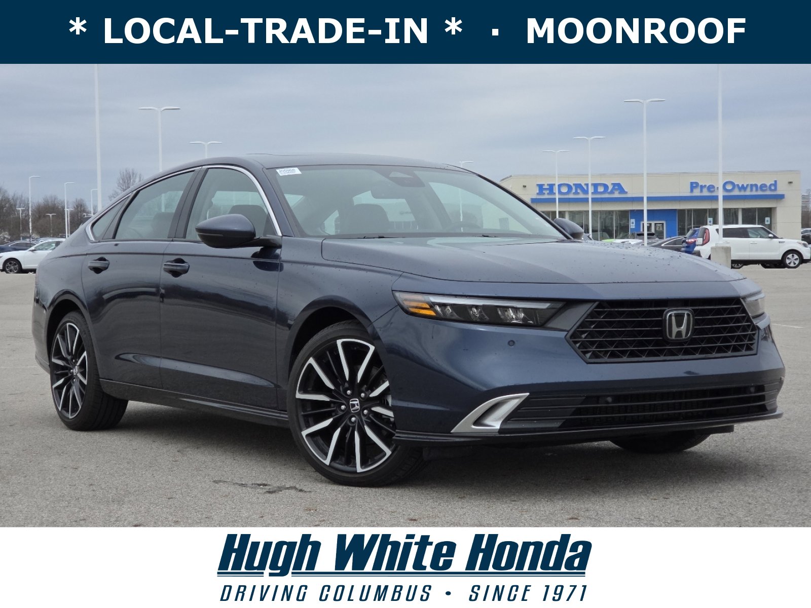 Used 2023 Honda Accord Touring image 1