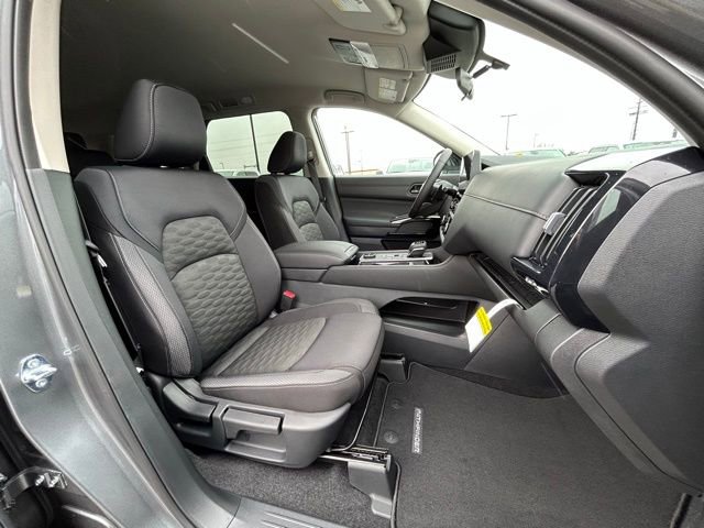New 2026 Nissan Pathfinder SV image 28