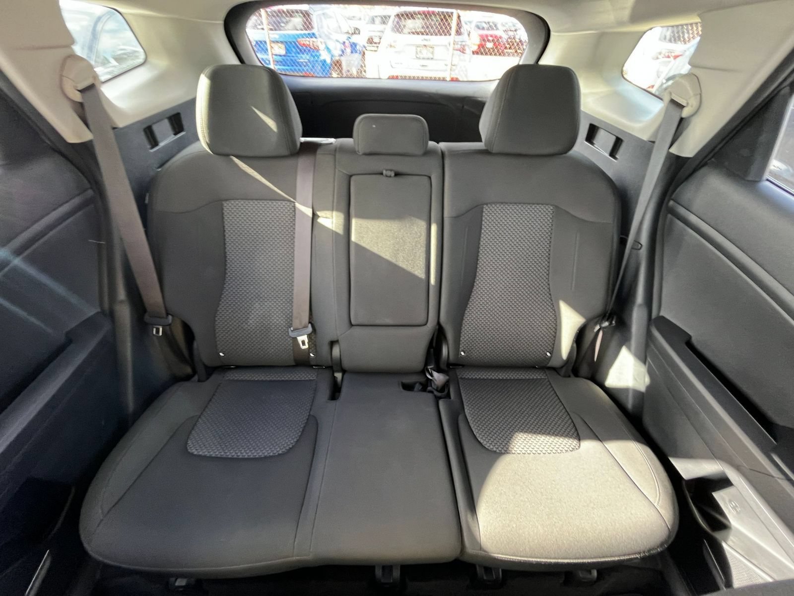Used 2025 Kia Sportage LX FWD image 37