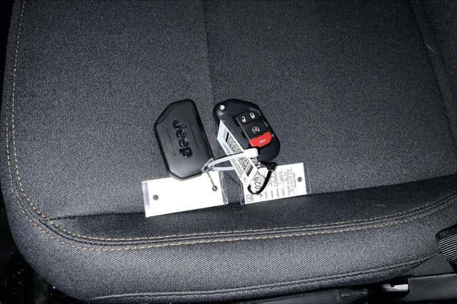 New 2026 Jeep Gladiator Sport AWD/4WD image 54