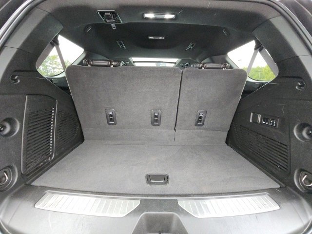 Used 2023 Chevrolet Tahoe Z71 image 38