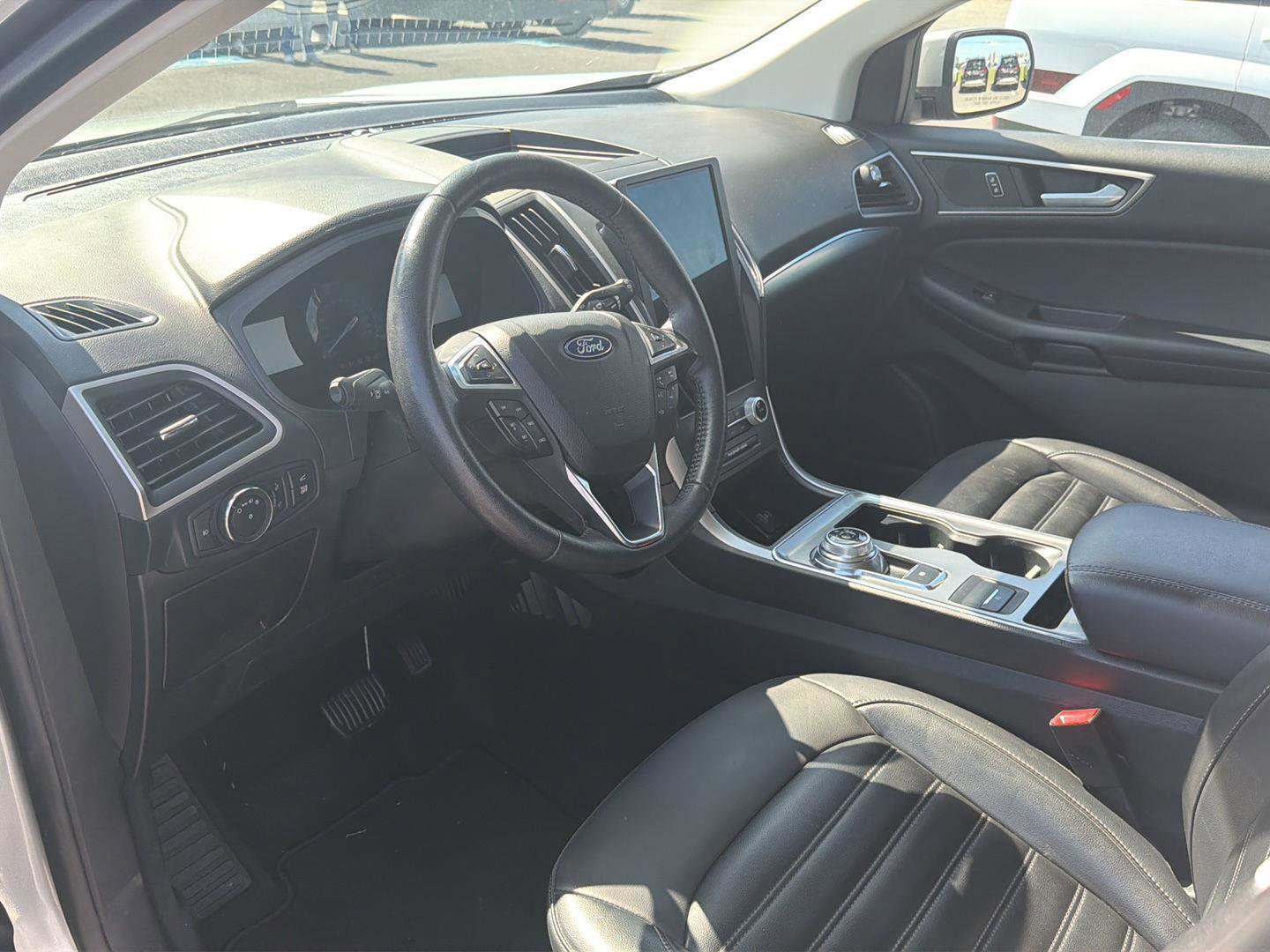 Used 2022 Ford Edge SEL w/ Convenience Package image 10