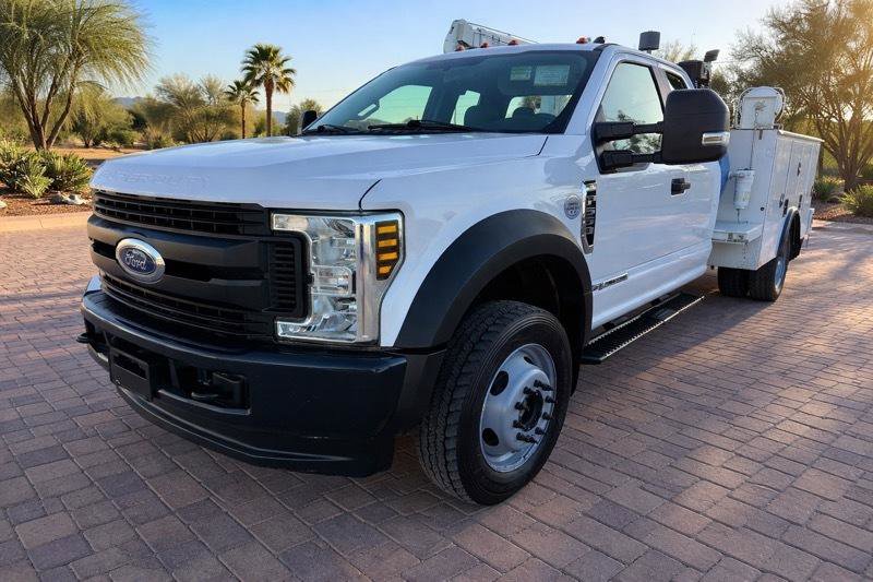 Used 2019 Ford F550 4x4 SuperCab Super Duty image 4