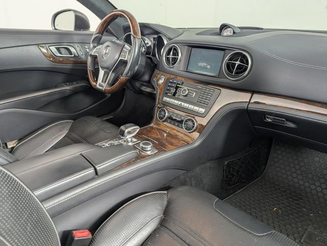 Used 2013 Mercedes-Benz SL 63 AMG image 24