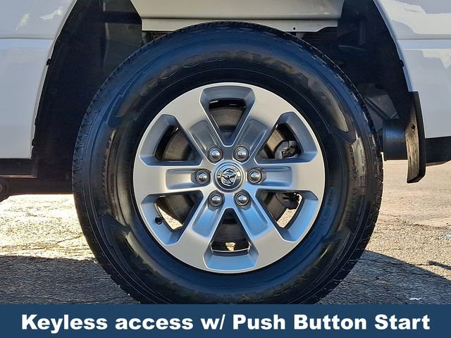 Used 2024 RAM 1500 Laramie image 10