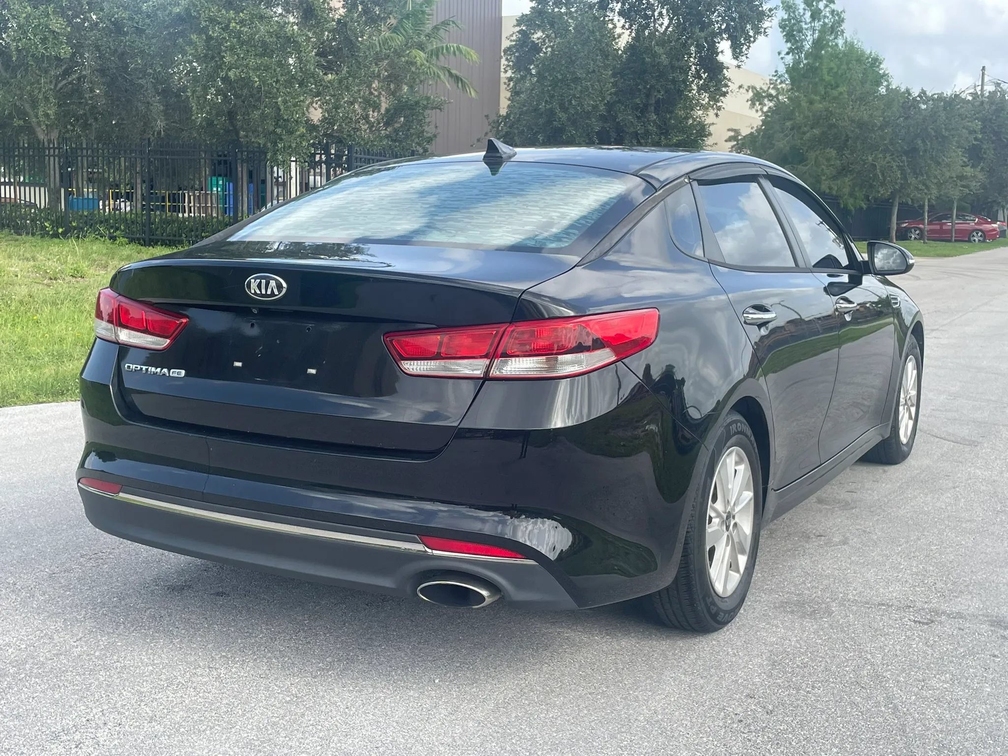 Used 2016 Kia Optima LX FWD image 8