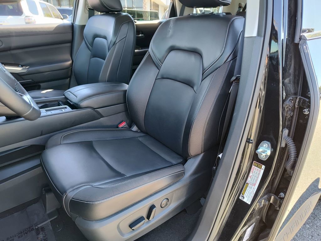 Used 2024 Nissan Pathfinder SL image 20