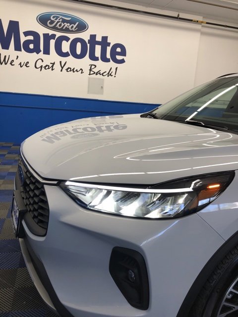 New 2025 Ford Escape SE image 7