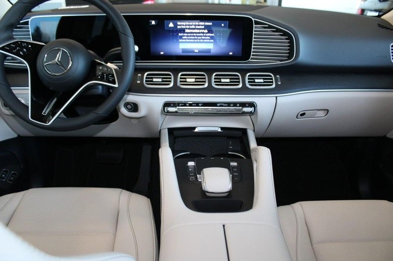 New 2025 Mercedes-Benz GLE 450e 4MATIC image 5