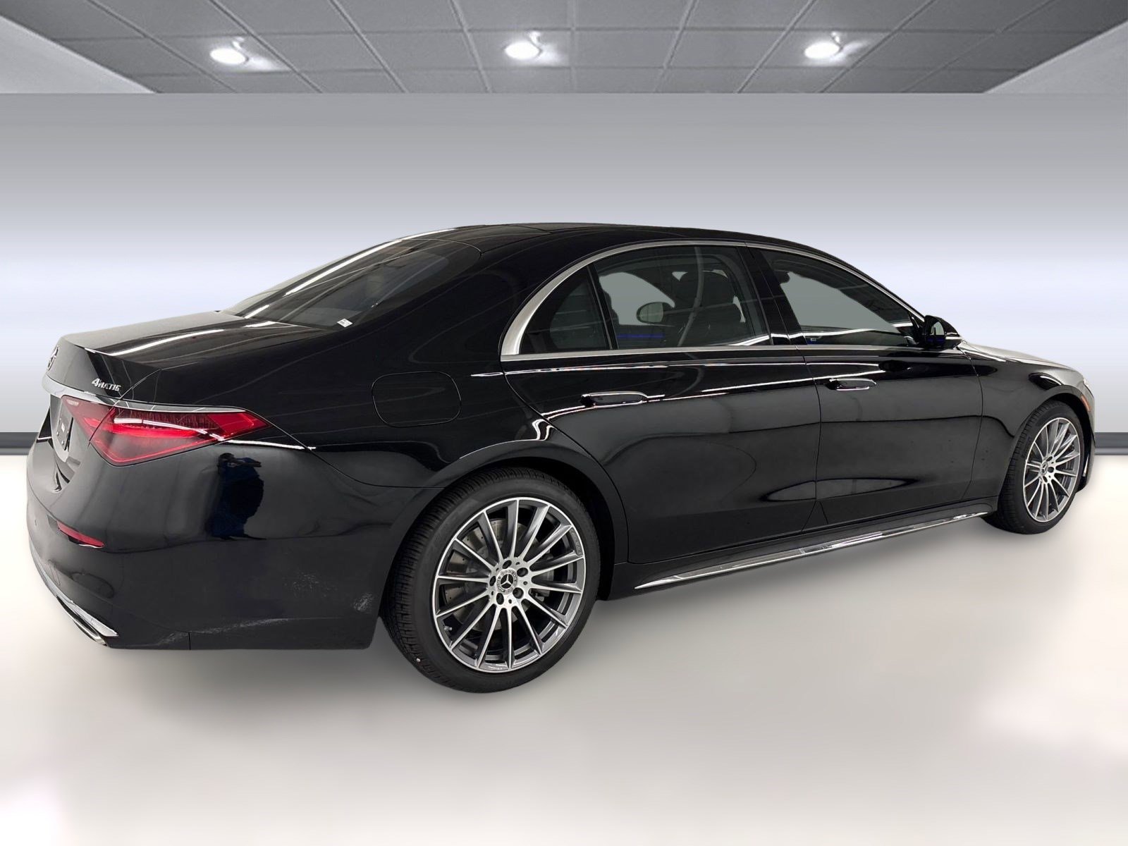 New 2026 Mercedes-Benz S 580e 4MATIC Sedan image 9