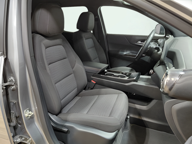 Used 2026 Chevrolet Equinox LT AWD/4WD image 21