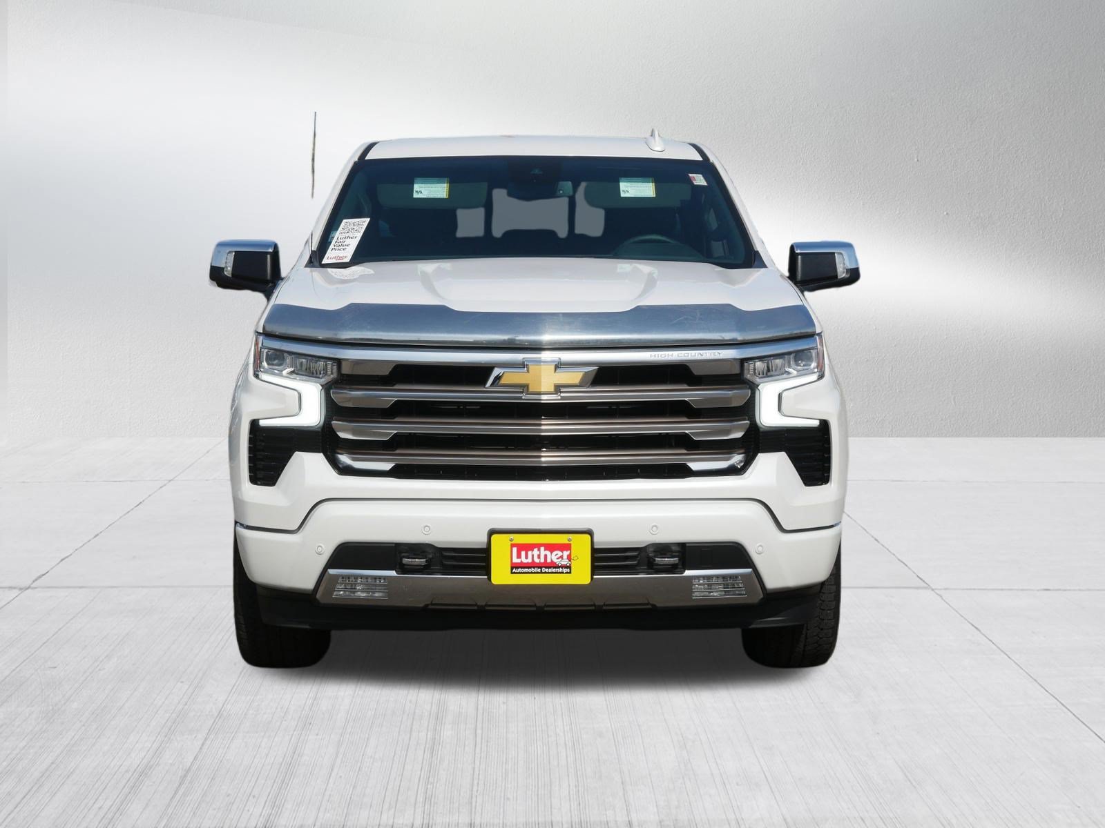 Used 2022 Chevrolet Silverado 1500 High Country AWD/4WD image 2