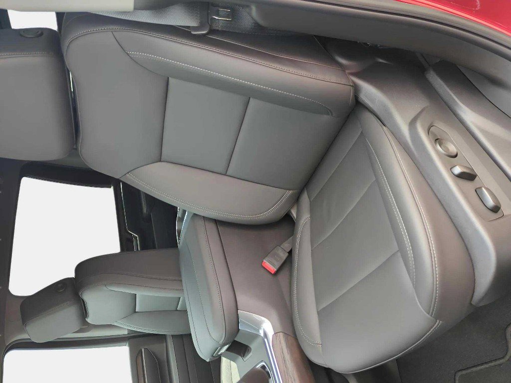 New 2025 GMC Sierra 2500 SLT w/ SLT Premium Package image 9