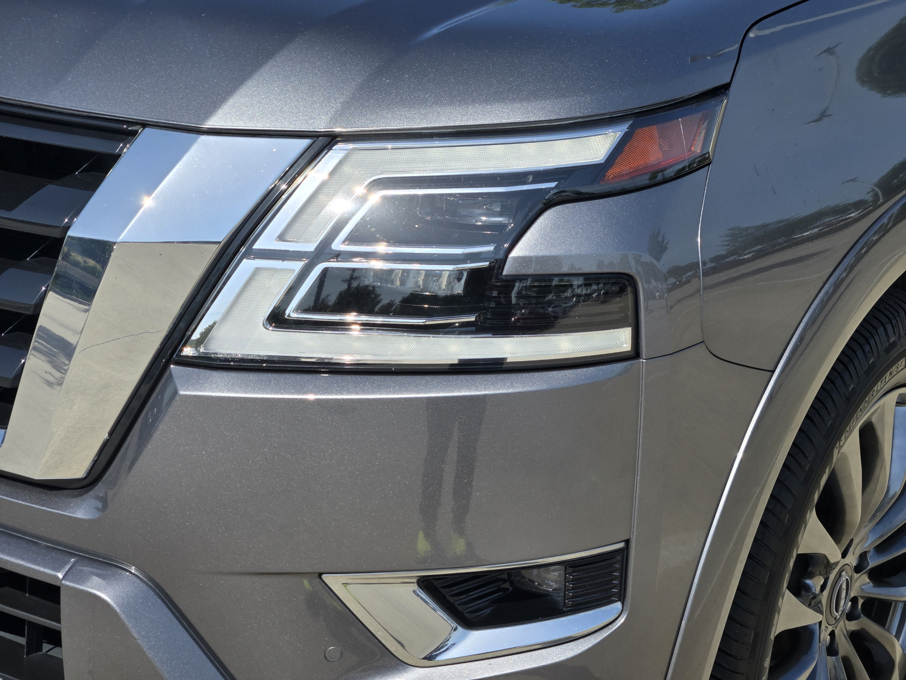 Used 2022 Nissan Armada Platinum RWD image 39