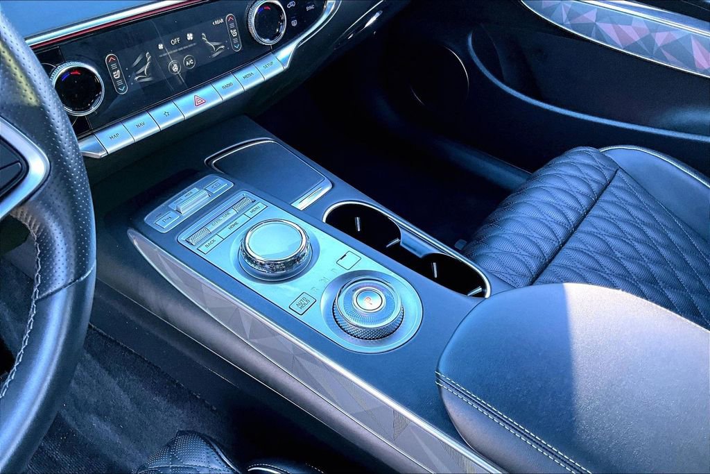 Used 2023 Genesis GV70 3.5T Sport w/ Sport Advanced Package image 15